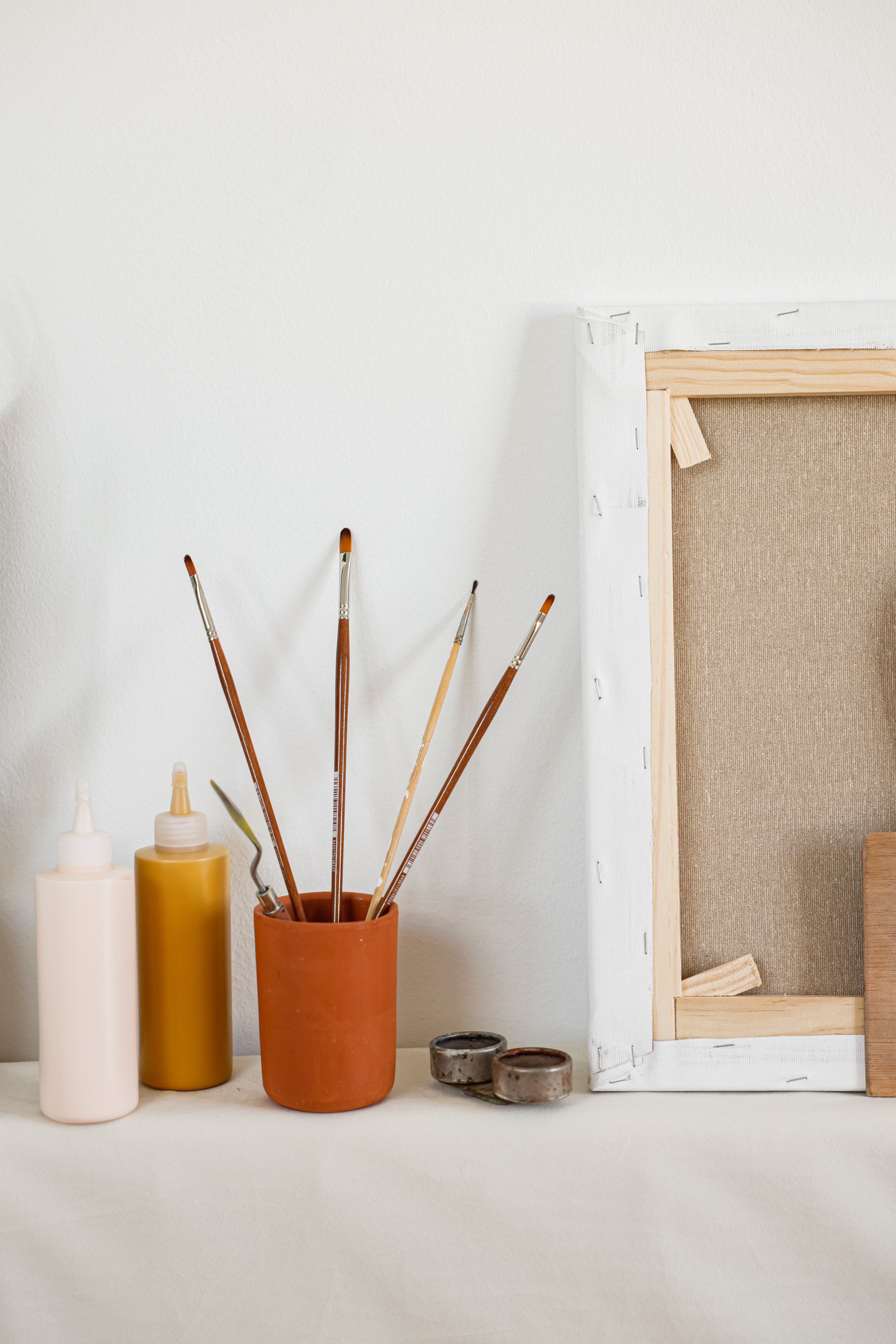 Artist drawing and sketching tools kit